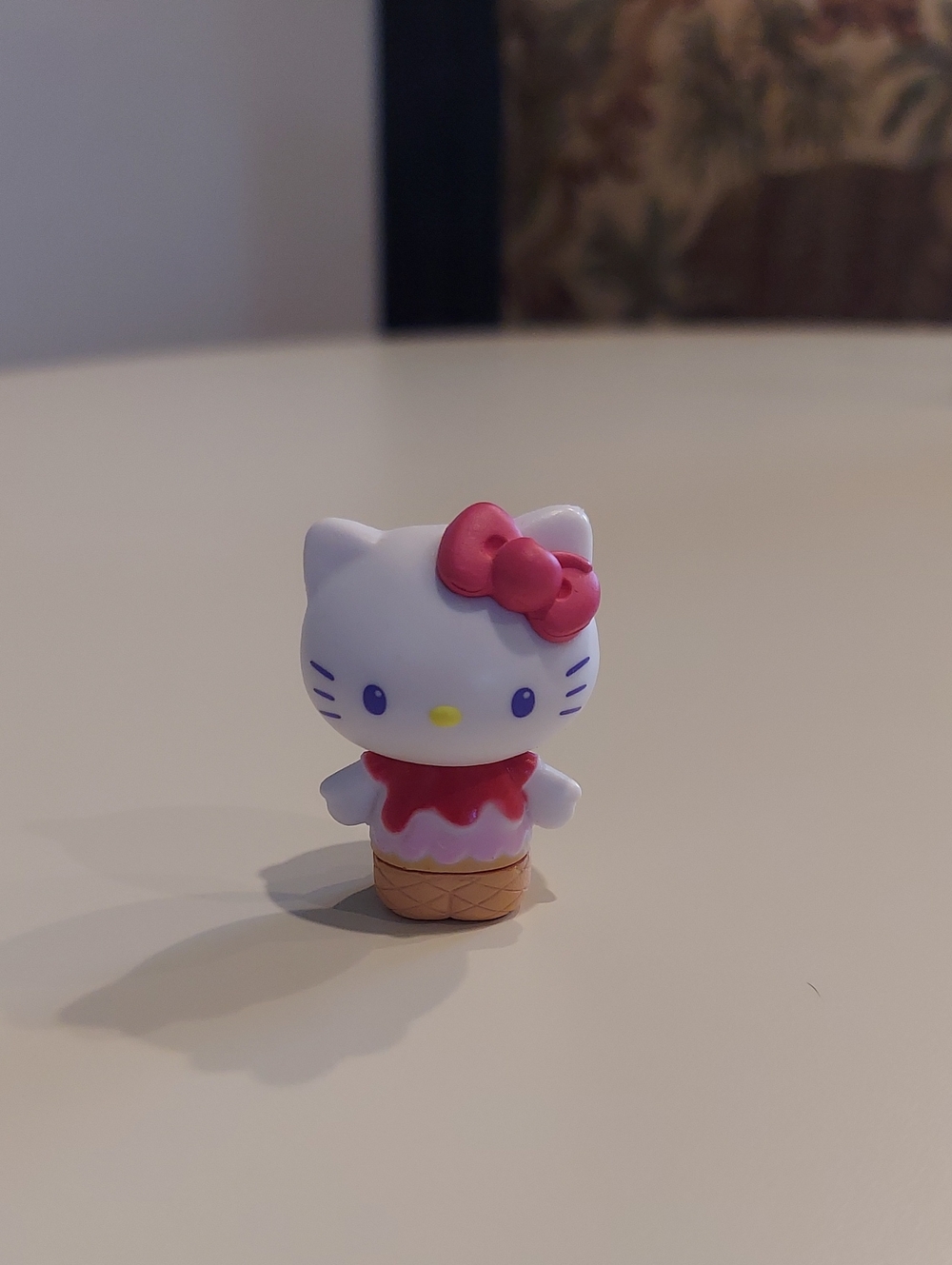 Sanrio Hello Kitty & Friends Collectible ICE CREAM CONE Figure